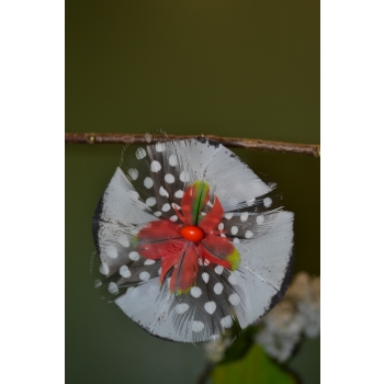 KOLCZYKI  Z PIÓR W KSZTAŁCIE KWIATÓW